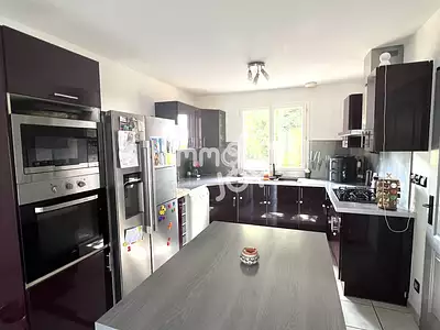 Maison, 163 m²
