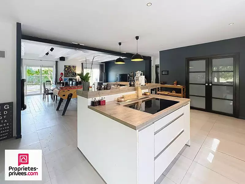 Maison, 200 m²