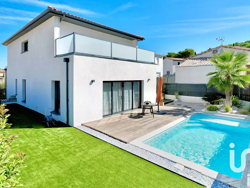 Maison, 176 m²