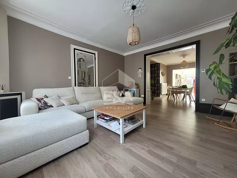Maison, 175 m²