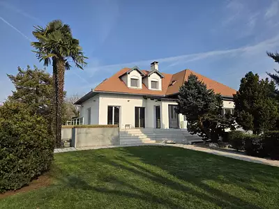 Maison, 250 m²