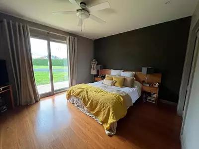 Maison, 239 m²