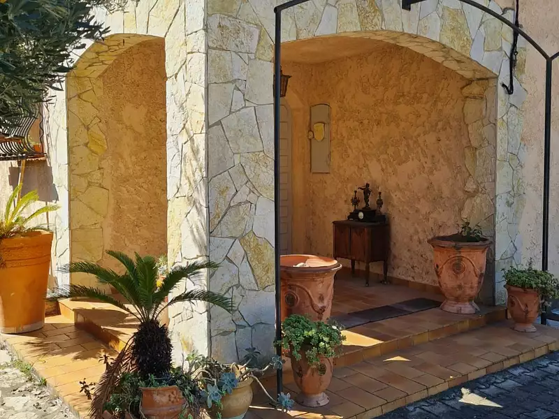 Maison, 236 m²