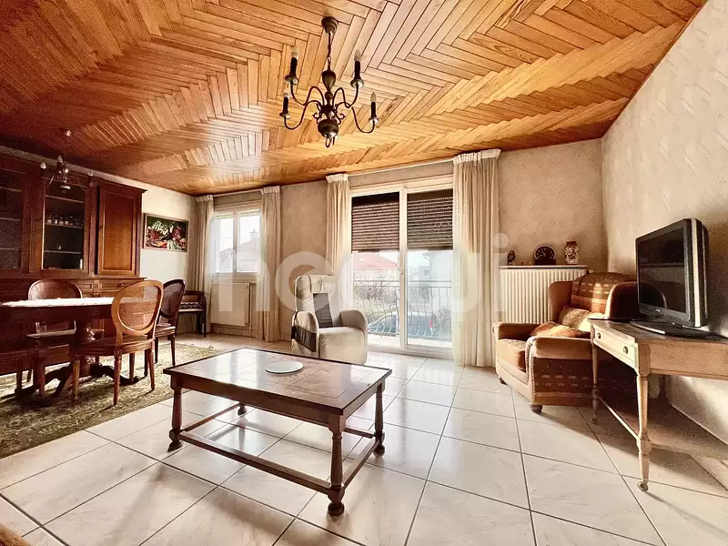 Maison, 121,7 m²
