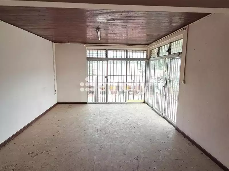 Immeuble, 350 m²