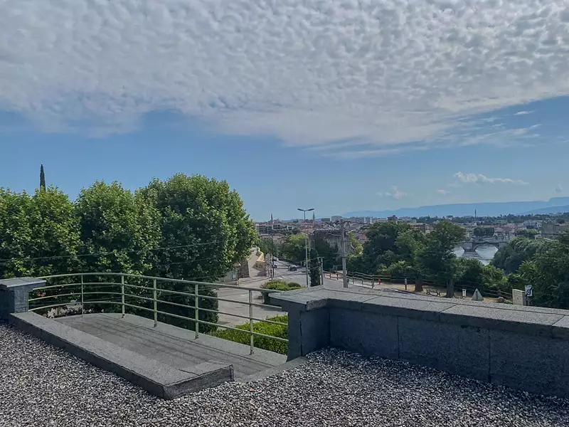 Maison, 240 m²
