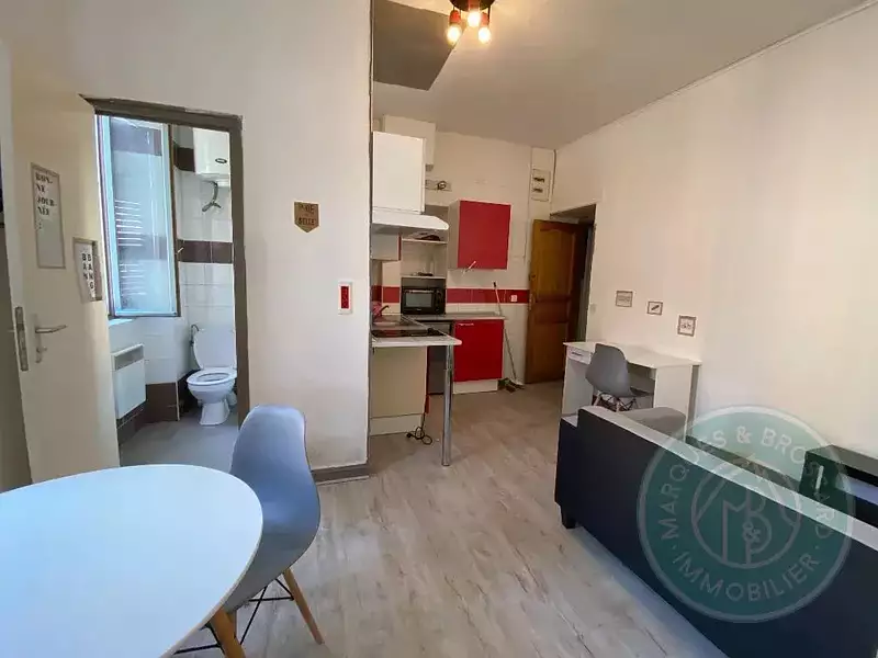 Immeuble, 308 m²