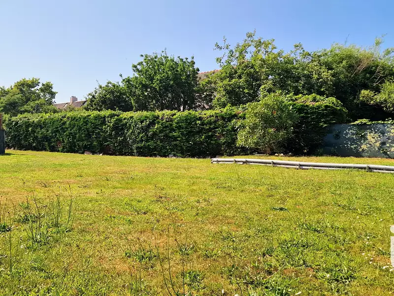 Terrain, 562 m²