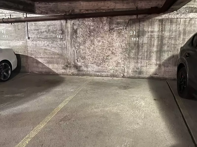 Parking, 12 m²