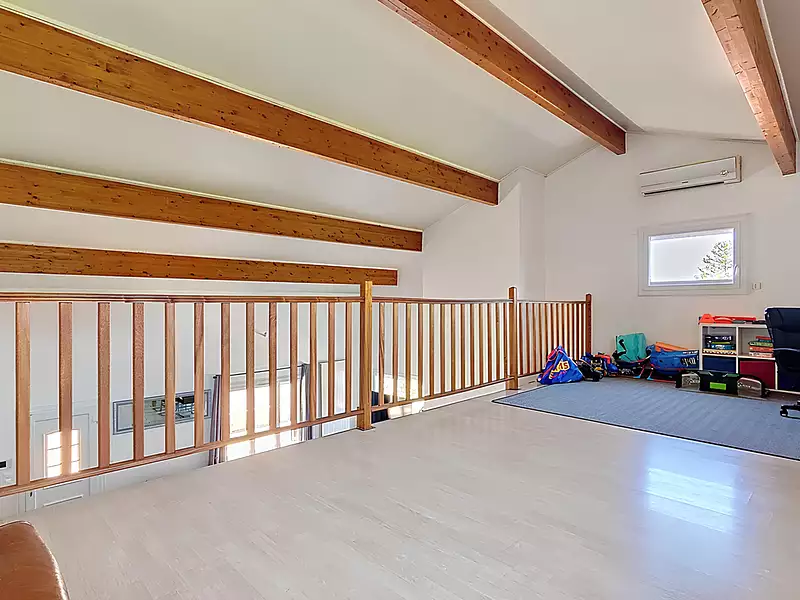 Maison, 202 m²