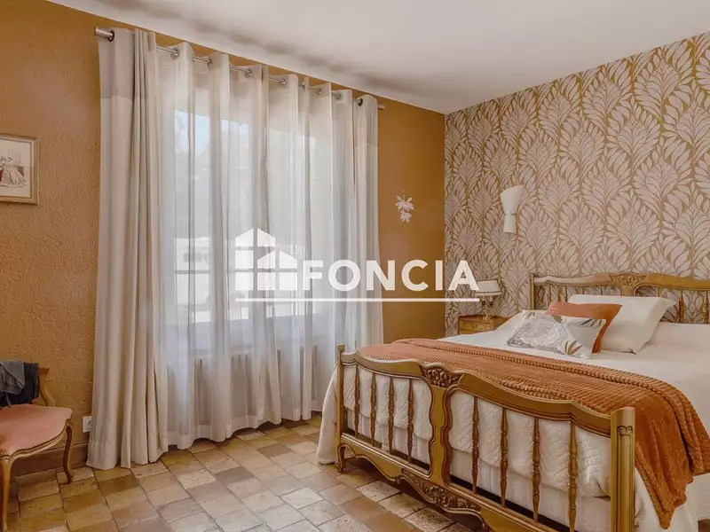 Maison, 195 m²