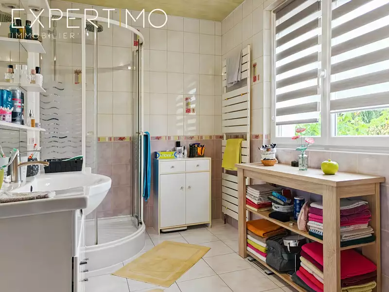 Maison, 101,6 m²