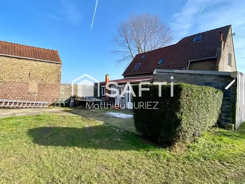 Maison, 210 m²