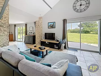 Maison, 320 m²