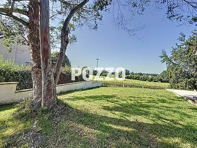 Maison, 153 m²