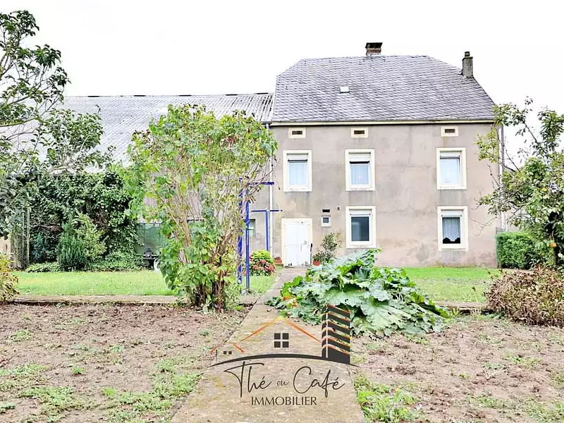 Maison, 690 m²