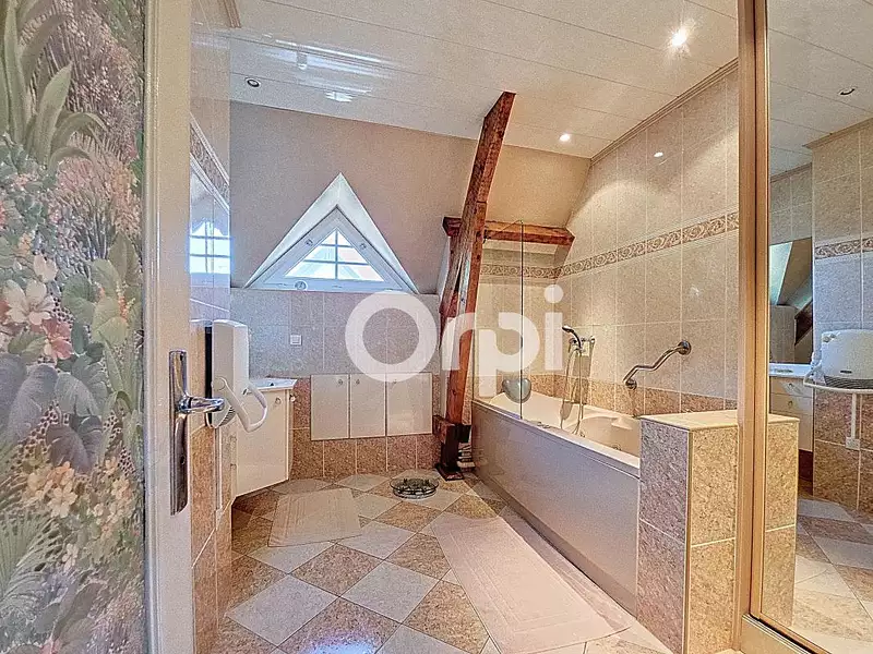Maison, 174 m²