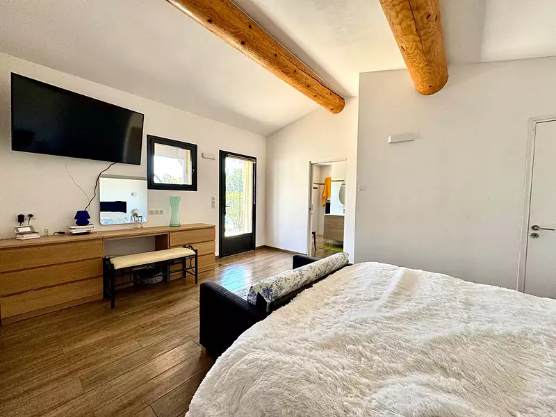 Maison, 240 m²
