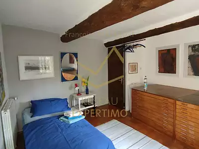 Maison, 221 m²