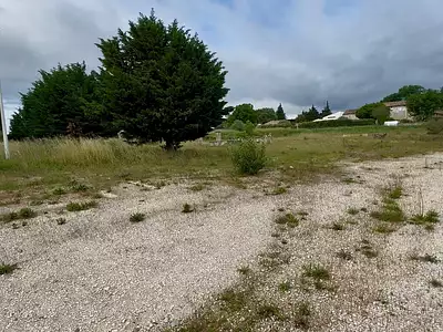 Terrain, 5 372 m²