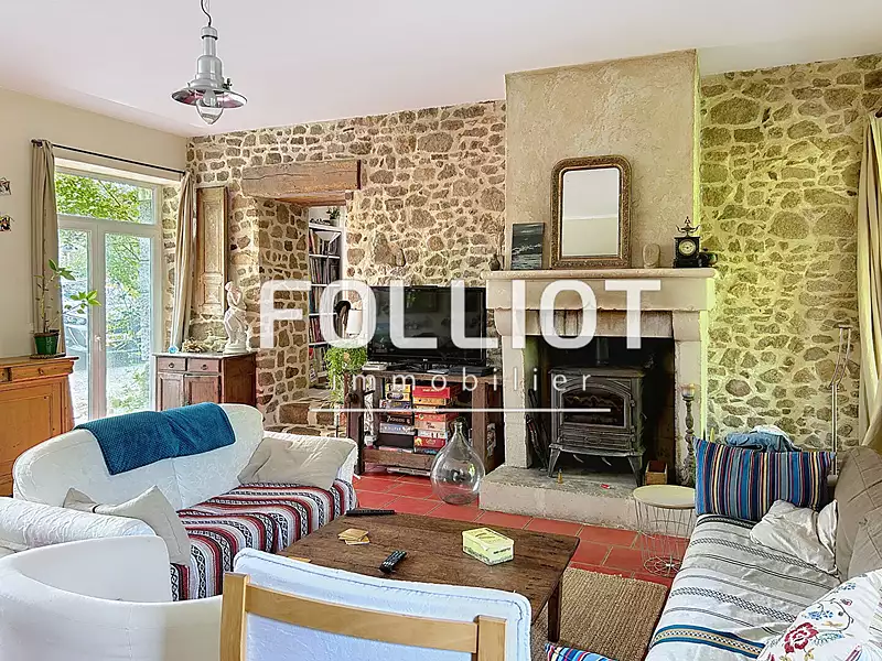 Maison, 277 m²