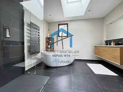 Maison, 316 m²