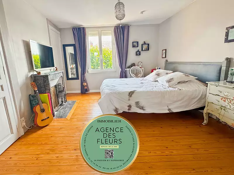 Maison, 235 m²