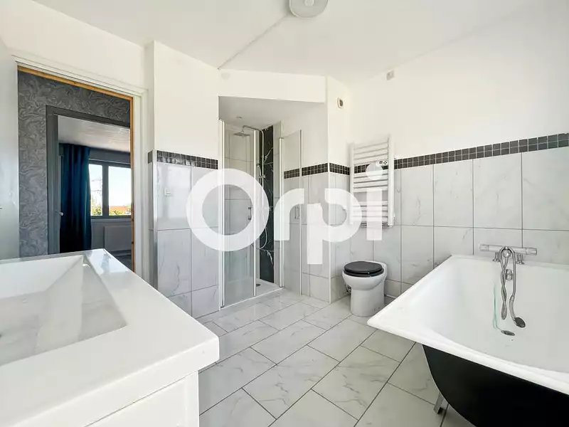 Maison, 103 m²