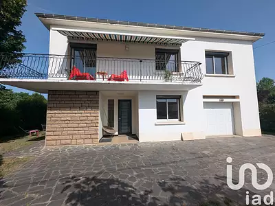 Maison, 166 m²