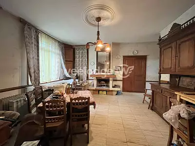 Maison, 198 m²