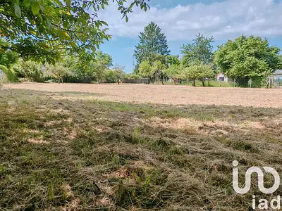 Terrain, 900 m²