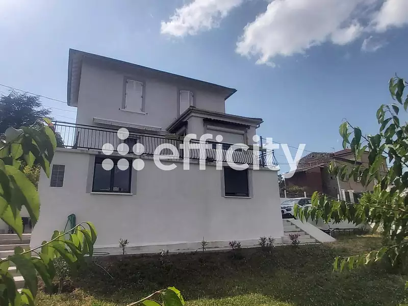 Maison, 124 m²