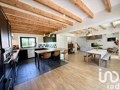 Maison, 165 m²