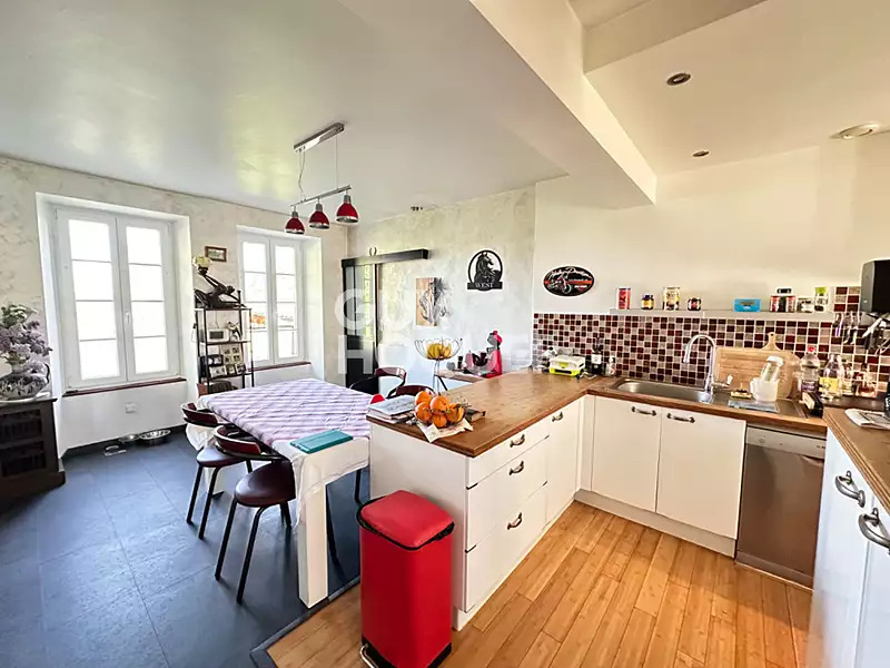 Maison, 163 m²