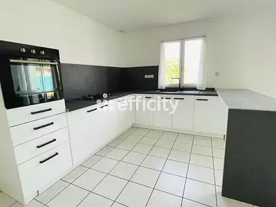 Maison, 98 m²