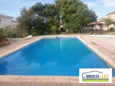 Maison, 255 m²