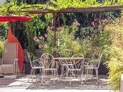 Maison, 300 m²