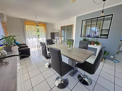 Maison, 77 m²
