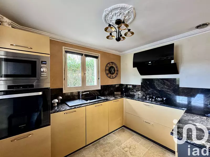 Maison, 175 m²