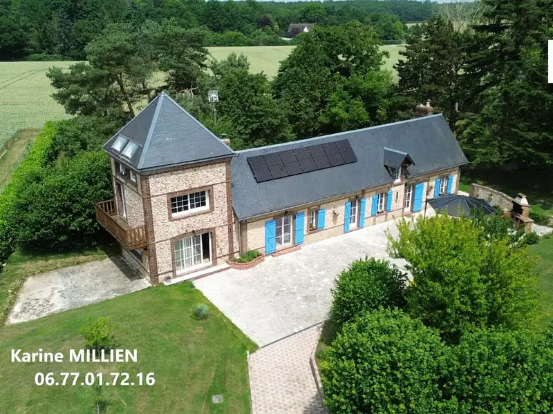 Maison, 157 m²