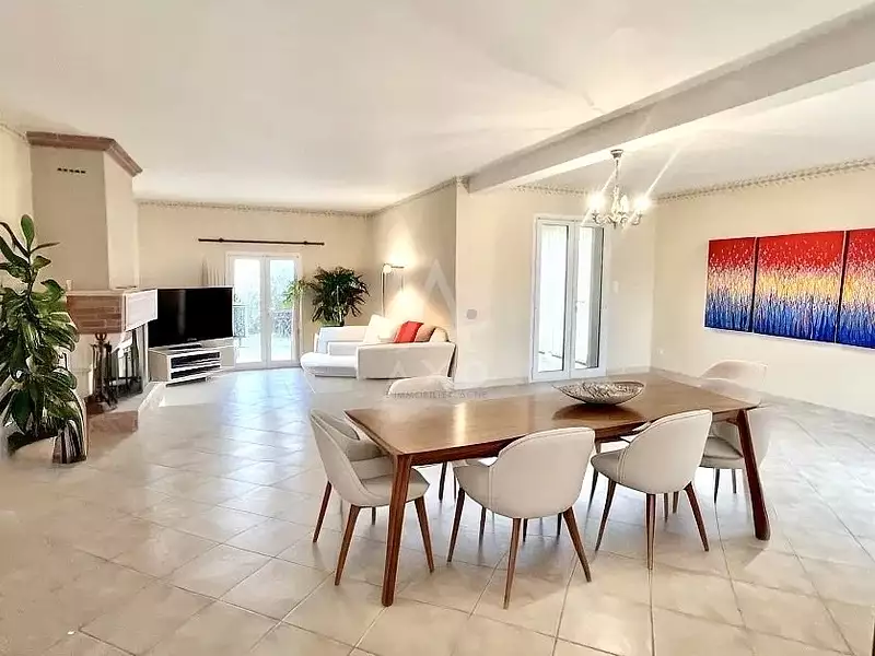 Maison, 174 m²