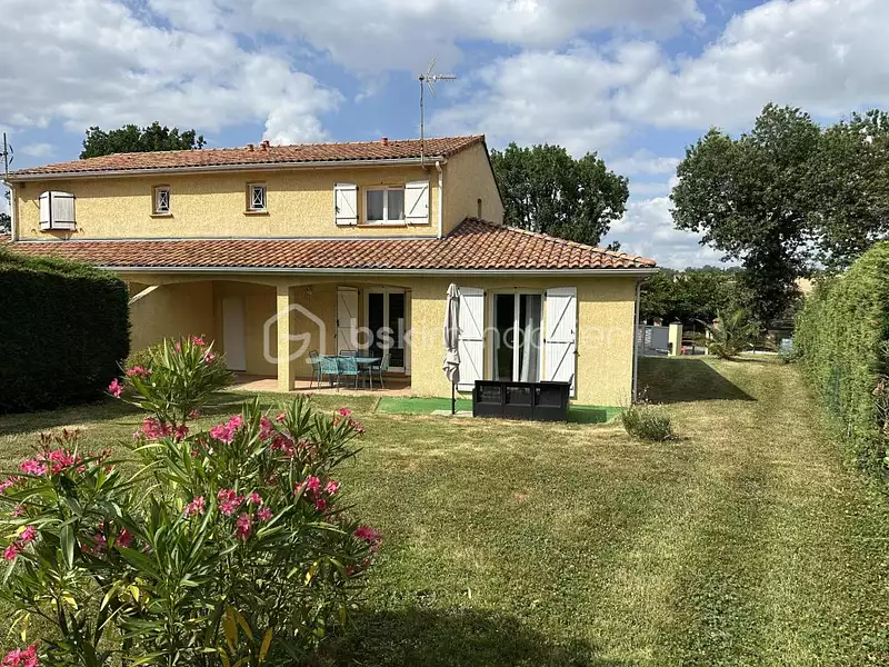 Maison, 92 m²