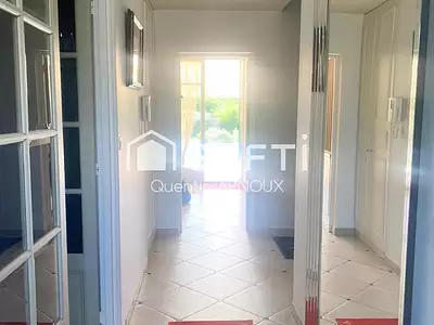 Maison, 211 m²