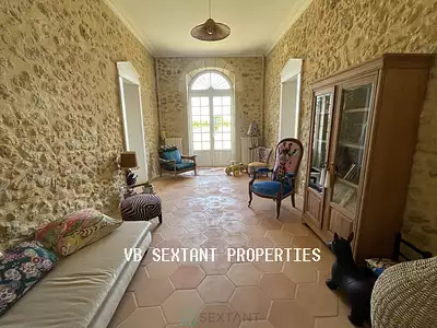 Maison, 380 m²