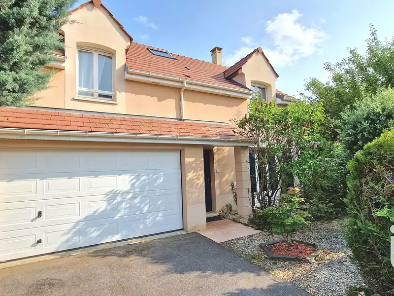 Maison, 135 m²