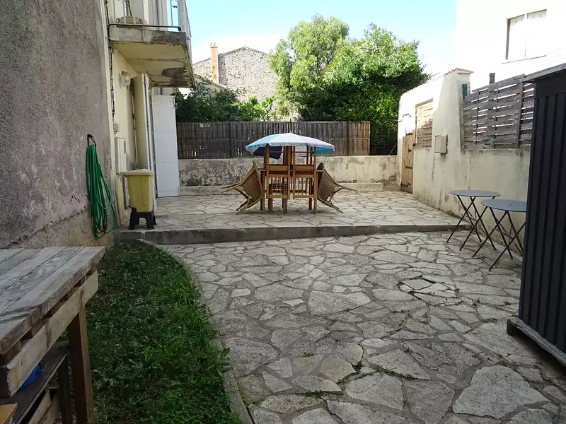 Immeuble, 612 m²