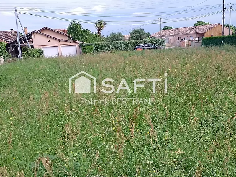Terrain, 794 m²