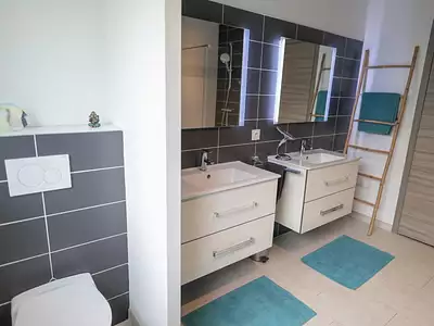 Maison, 250 m²