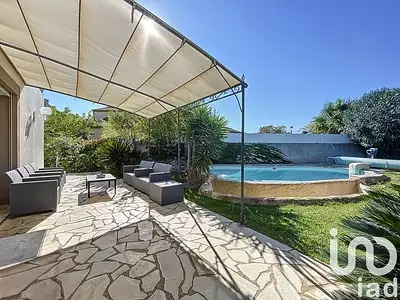 Maison, 210 m²