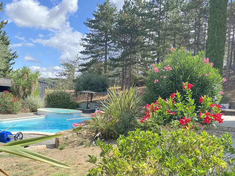 Maison, 165 m²